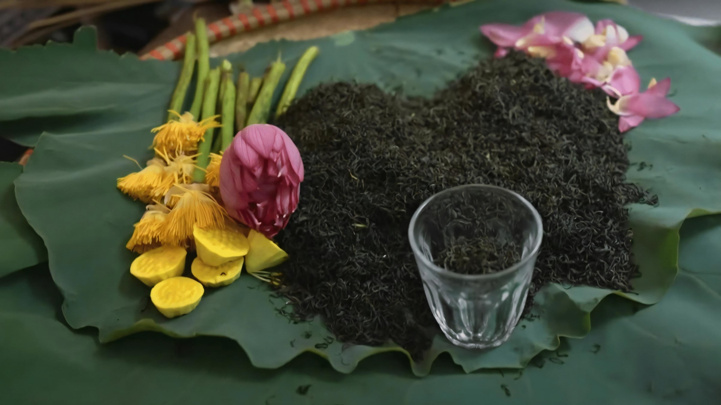 Lotus Tea Legend — Part I: The Sacred History of the West Lake Lotus 10 lotus-scented-green-tea-noble-viet-tea