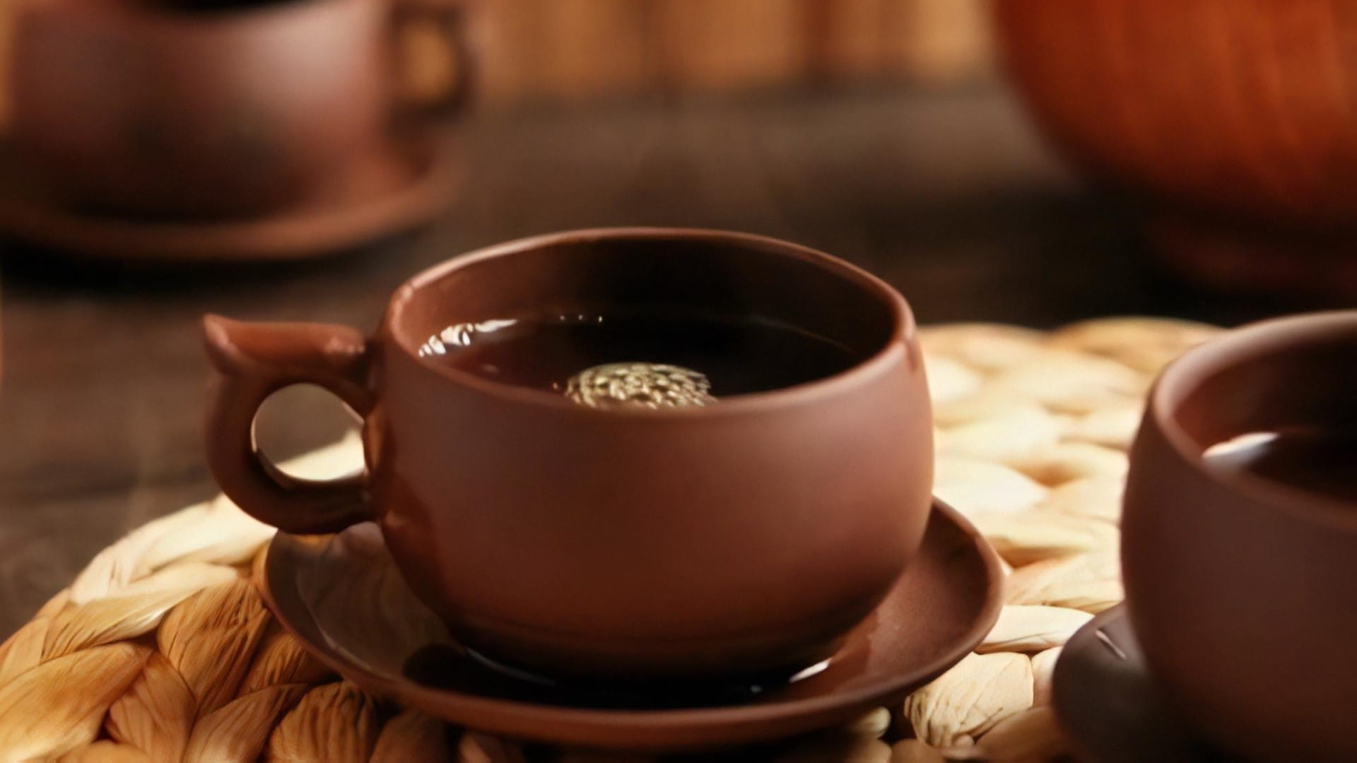 lotus-tea-benefits-and-things-to-keep-in-mind