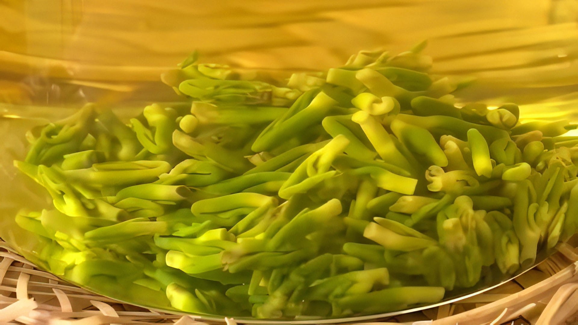 Lotus-plumule-heart-tea